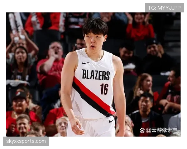 杨瀚森训练完直接拎着爱马仕去吃路边摊? 杨瀚森训练完直接拎着爱马仕去吃路边摊?